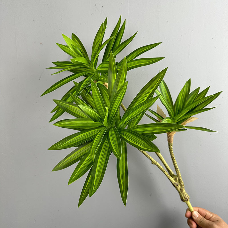 Dracaena Marginata - Gesimuleerde groene planten 3 hoofden leliebamboos